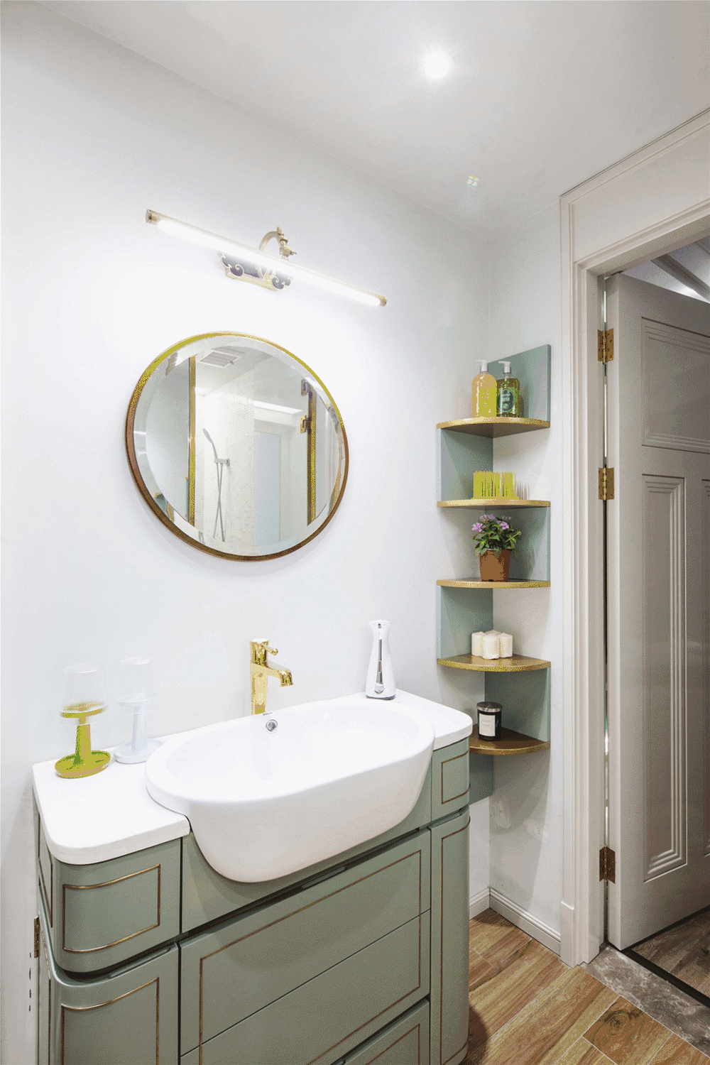 1509248933601101.gif 2.gif